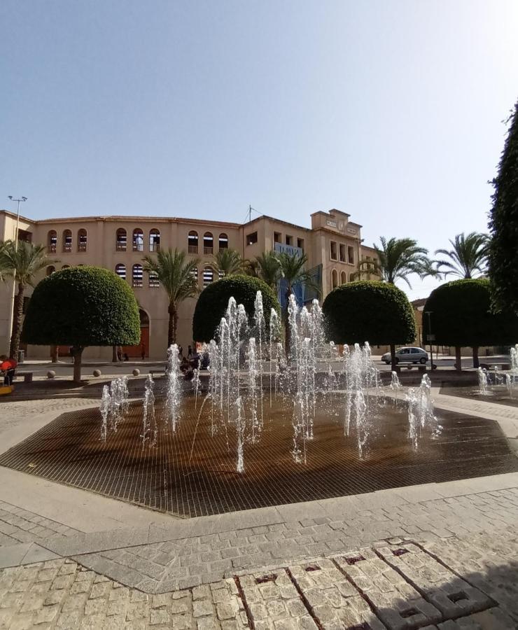 Estudio B Cerca De La Plaza De Toros Alicante Esterno foto