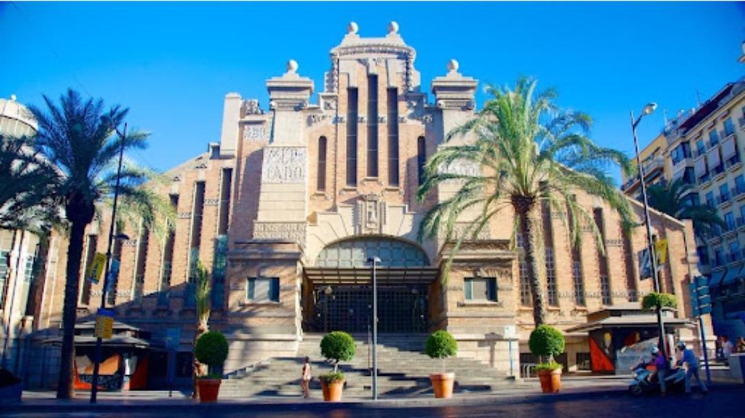 Estudio B Cerca De La Plaza De Toros Alicante Esterno foto